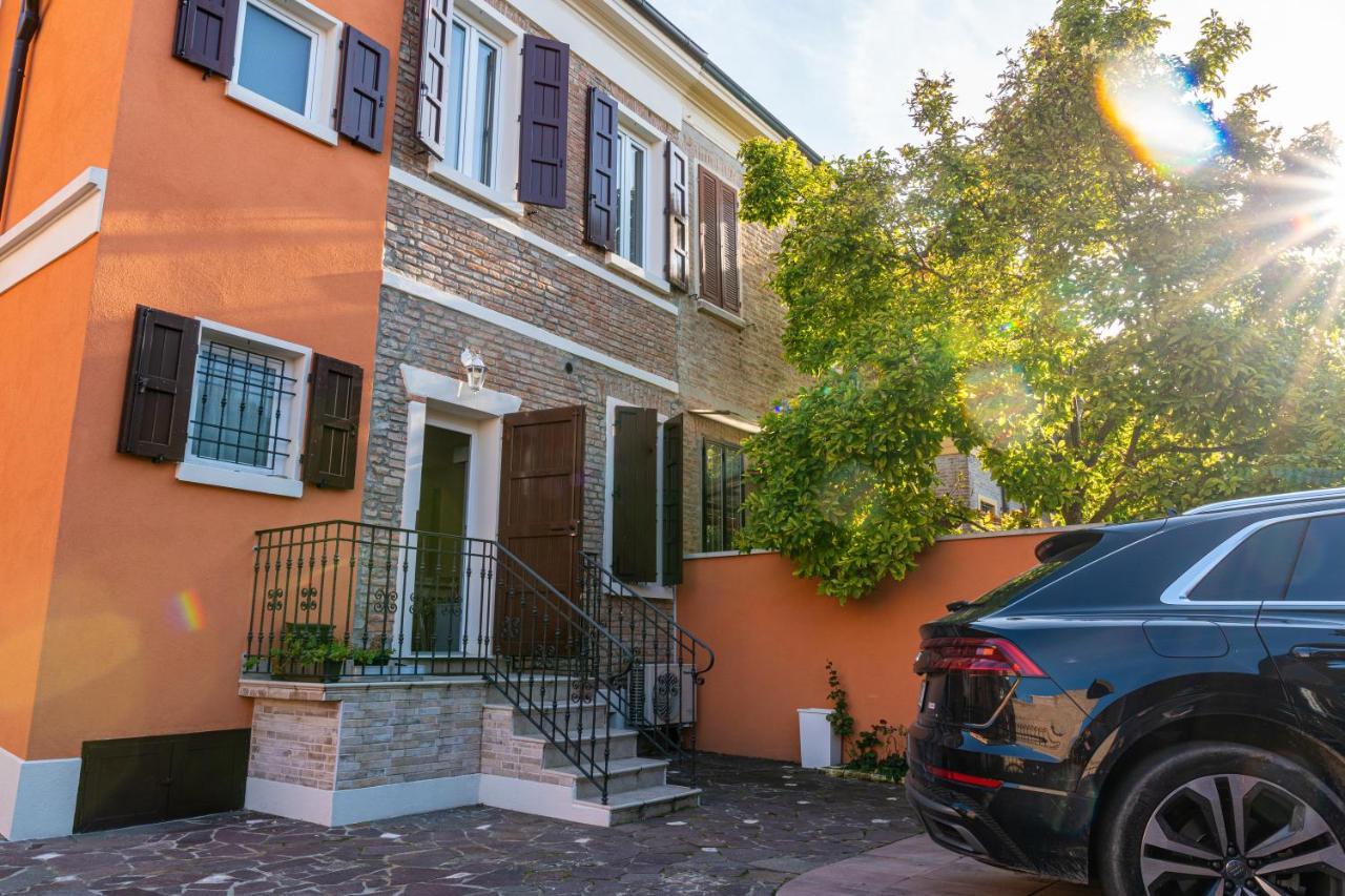 Vila Gold Maison Ferrara Exteriér fotografie